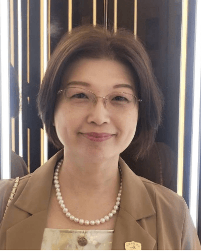 胡家綾官方照片